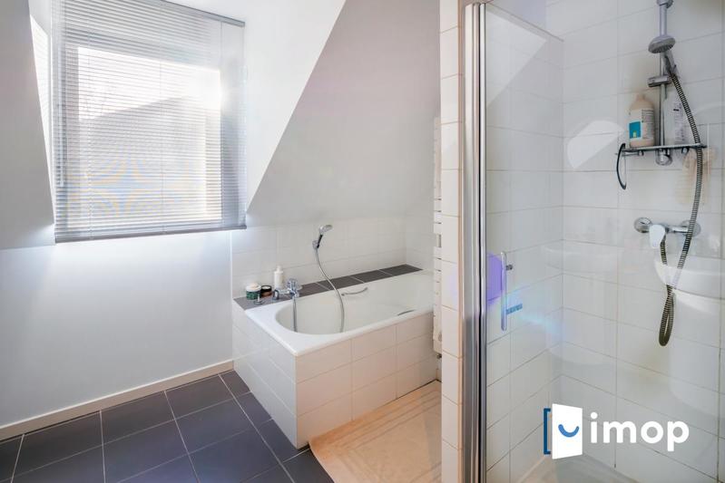 Duplex - 162 m² - 6 pièces