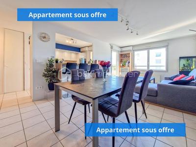 Appartement - 85 m² - 4 pièces
