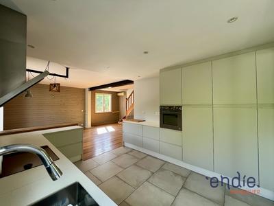 Maison - 158 m² - 7 pièces