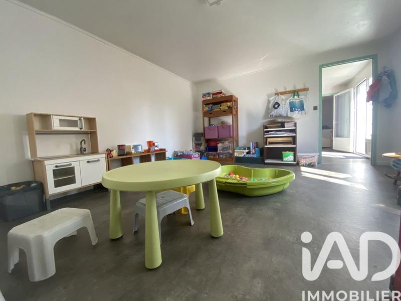 Maison - 220 m² - 6 pièces