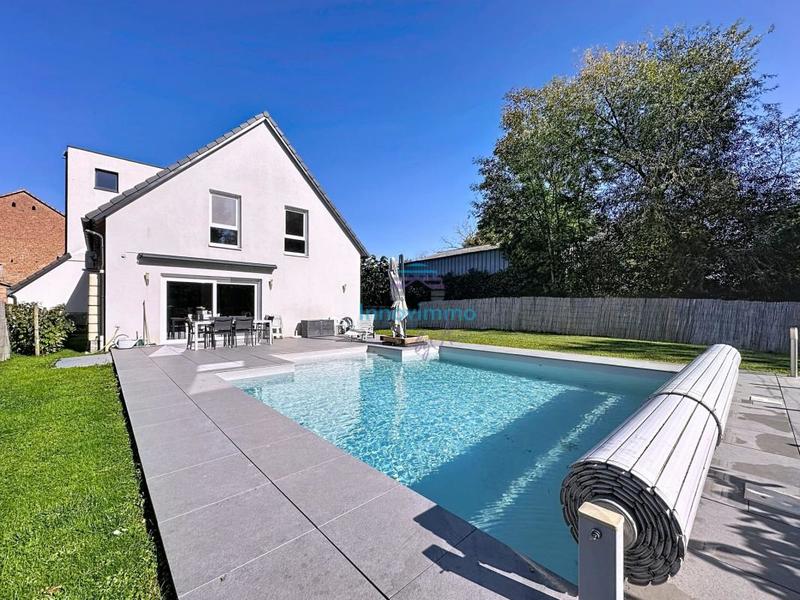 Maison - 187 m² - 5 pièces