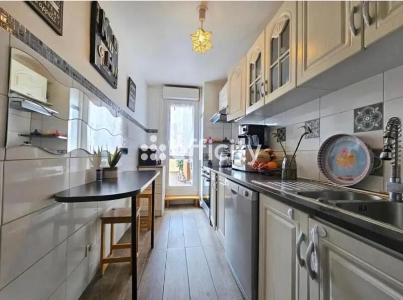 Appartement - 84 m² - 5 pièces