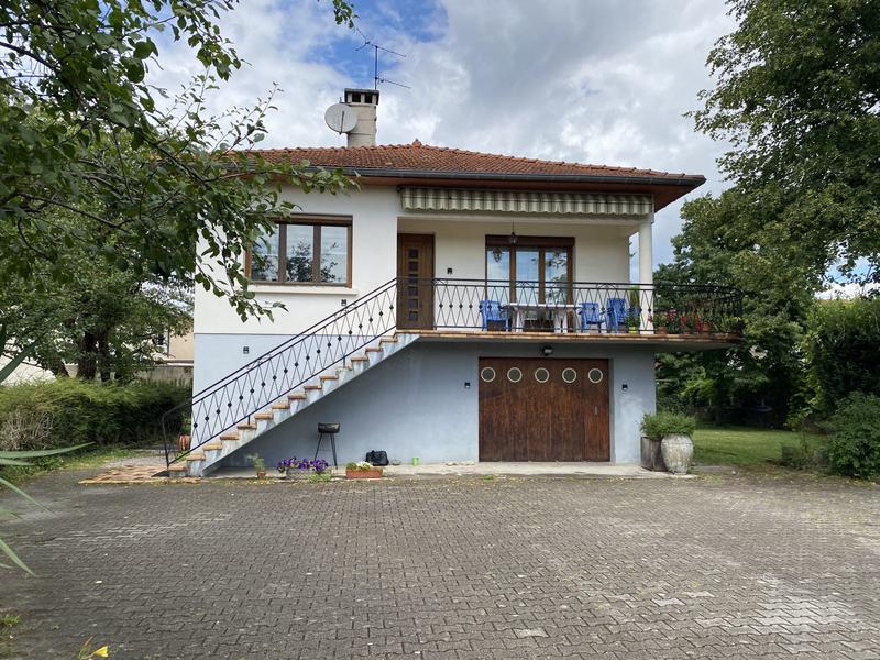 Maison - 102 m² - 5 pièces