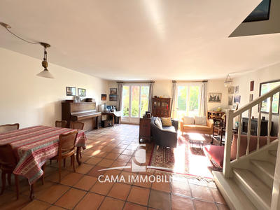 Maison - 114 m² - 6 pièces