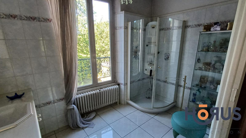 Viager - Maison - 256 m² - 14 pièces