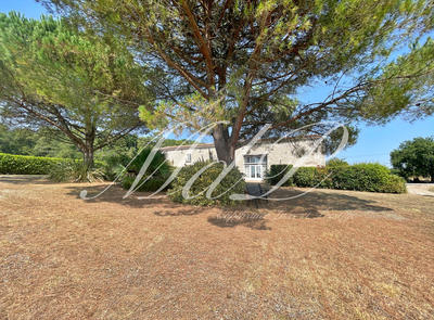 Maison de campagne - 360 m² - 11 pièces