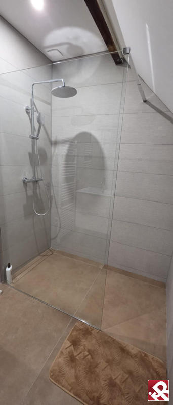 Maison - 320 m² - 7 pièces