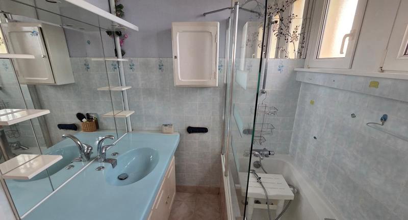 Maison traditionnelle - 100 m² - 4 pièces