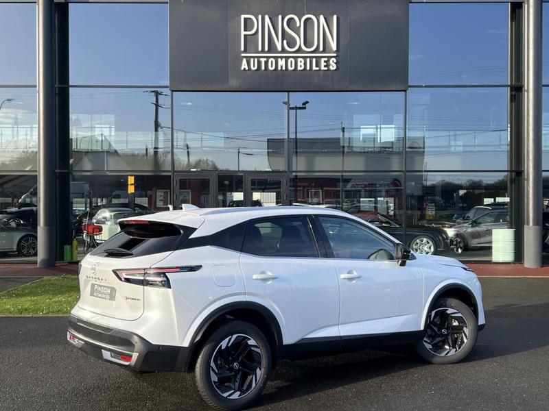 Nissan Qashqai 1.5 Hybrid 205 n-Connecta