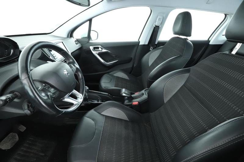 Peugeot 2008 1.2 PureTech Allure Eat6 110 ch