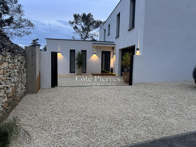 Villa - 137 m² - 5 pièces