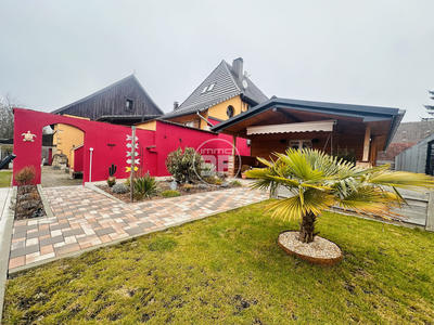 Maison - 226 m² - 6 pièces