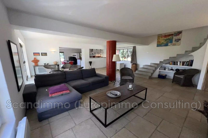 Villa - 195 m² - 7 pièces