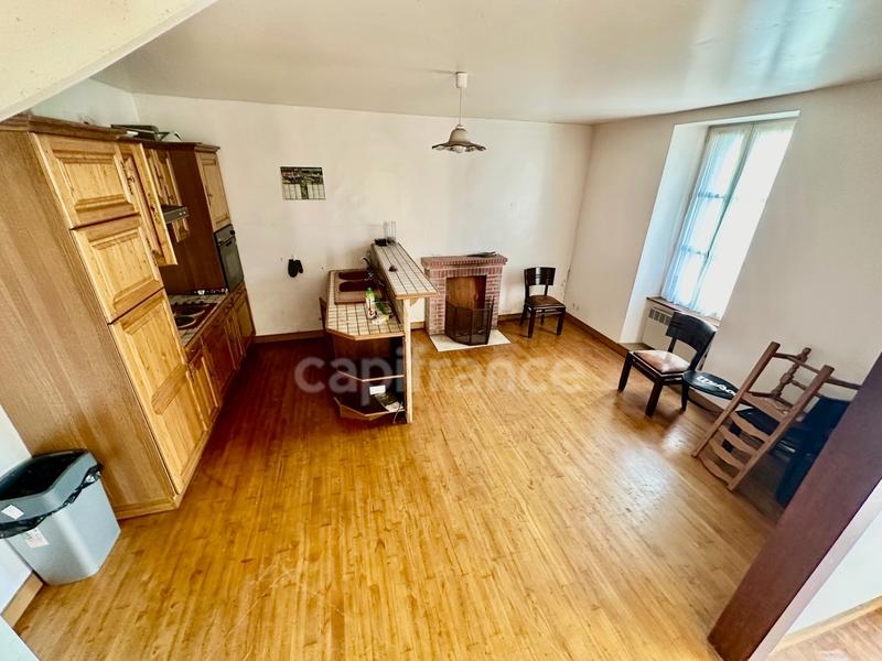 Maison - 92 m² - 5 pièces