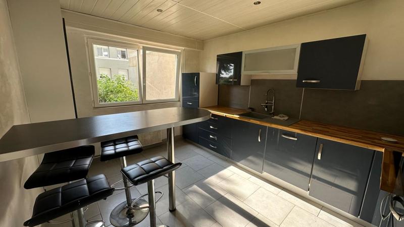 Appartement - 75 m² - 4 pièces