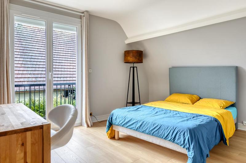 Maison ancienne - 178 m² - 9 pièces