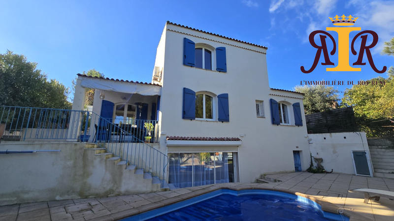 Maison traditionnelle - 140 m² - 6 pièces