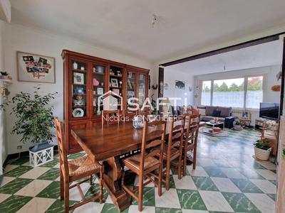 Maison - 136 m² - 6 pièces