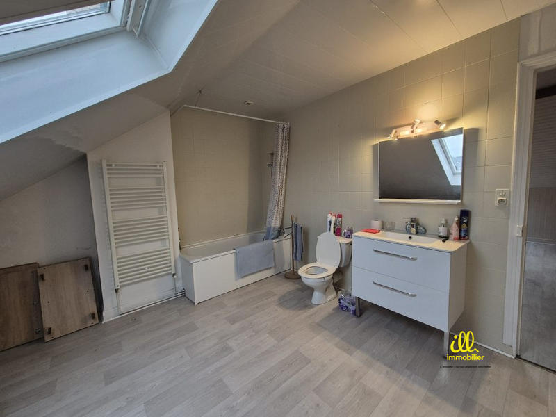 Maison - 86 m² - 5 pièces