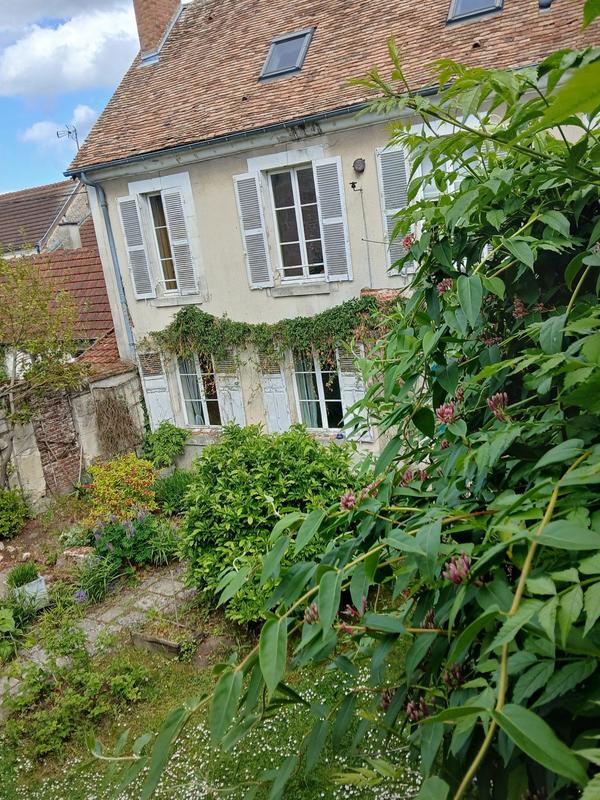 Maison - 202 m² - 6 pièces