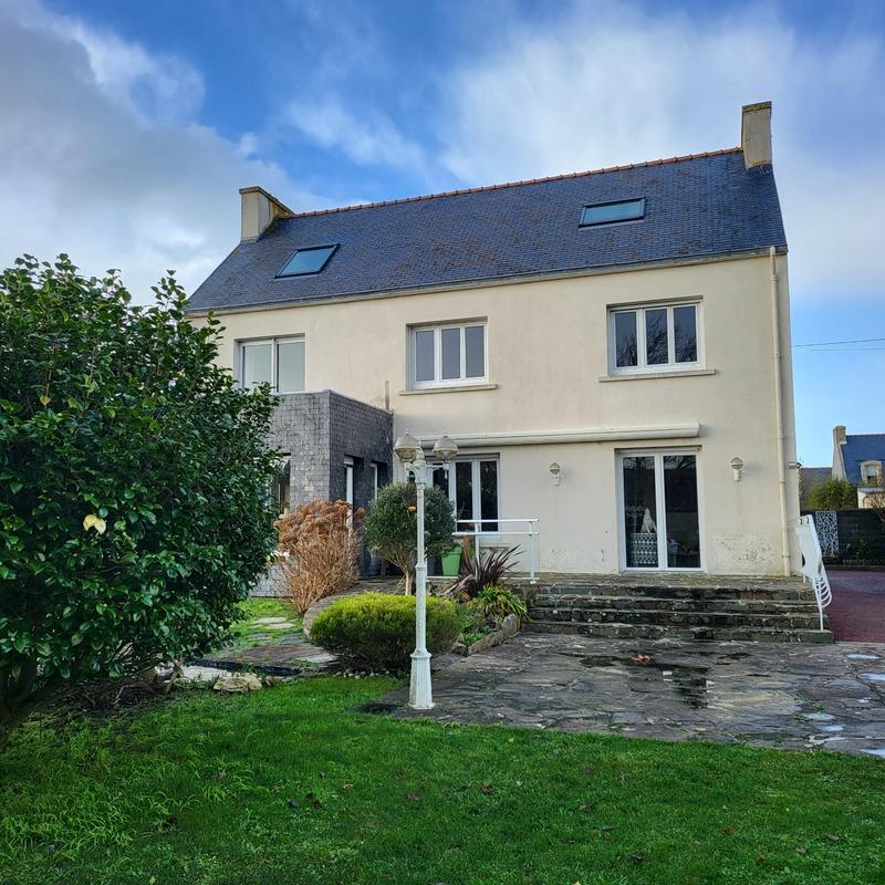 Maison de village - 184 m² - 8 pièces