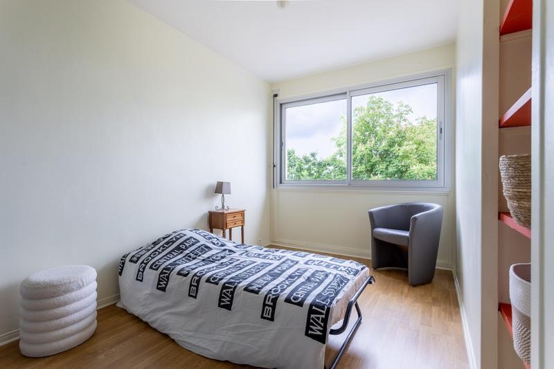 Appartement - 79 m² - 4 pièces