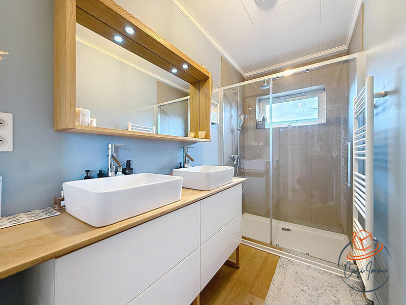 Villa - 145 m² - 6 pièces