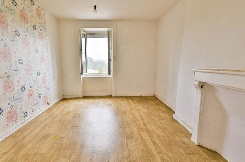 Maison - 91 m² - 5 pièces