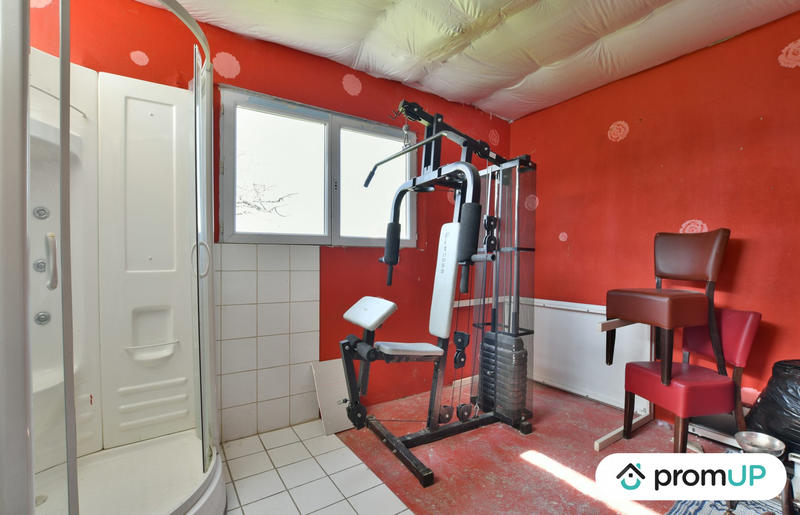 Maison - 110 m² - 5 pièces