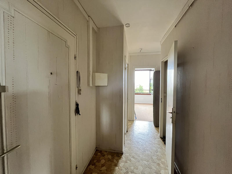 Appartement - 82 m² - 4 pièces