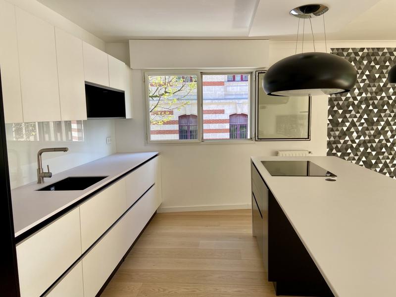 Appartement - 166 m² - 7 pièces