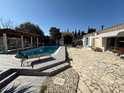 Maison - 276 m² - 6 pièces