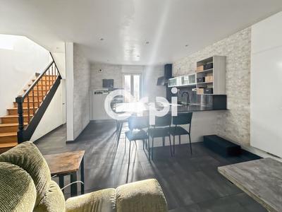 Maison - 105 m² - 5 pièces
