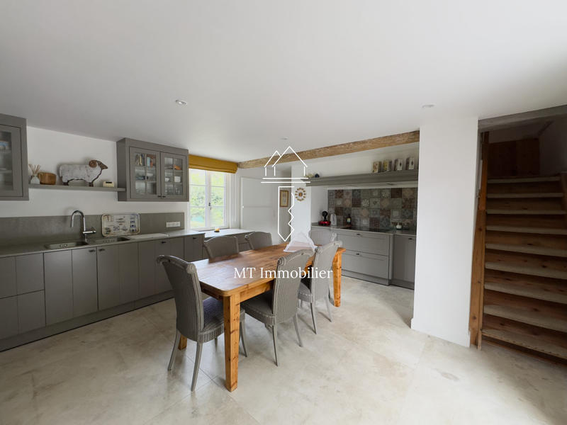 Maison ancienne - 156 m² - 7 pièces