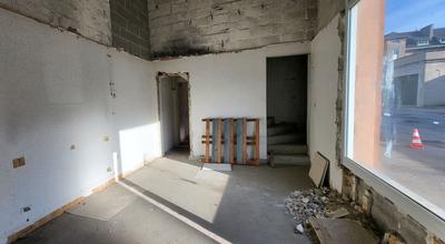Local commercial - 180 m² - 1 pièce