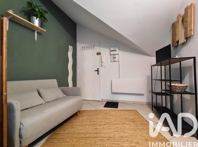 Studio - 14 m² - 2 pièces