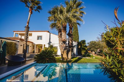 Maison - 241 m² - 7 pièces