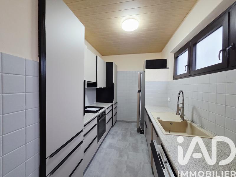 Maison - 183 m² - 10 pièces