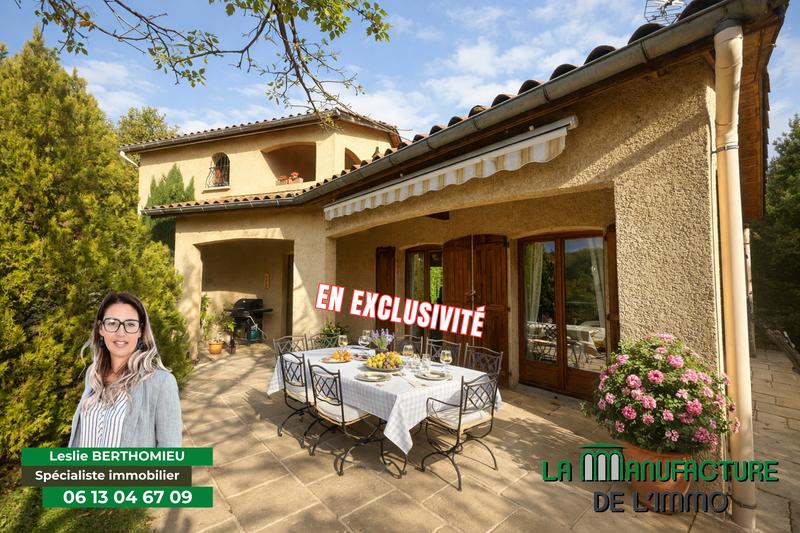 Maison - 135 m² - 6 pièces