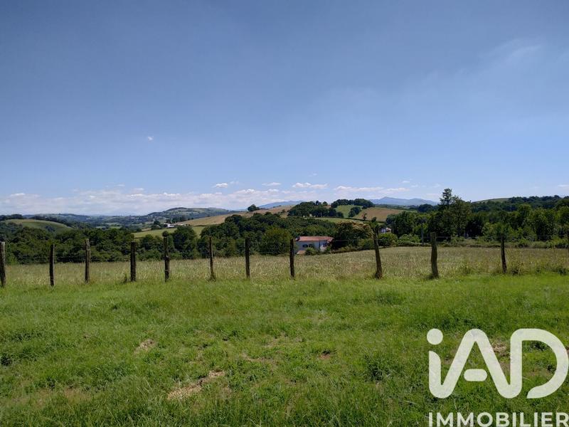 Maison de campagne - 360 m² - 2 pièces