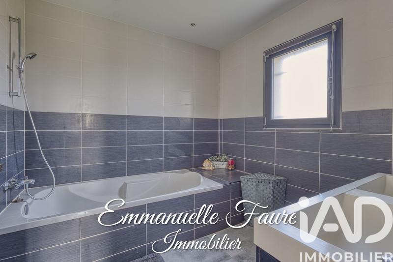 Maison - 115 m² - 5 pièces