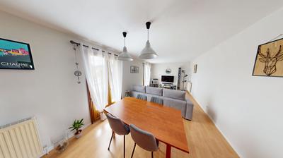 Maison - 89 m² - 4 pièces