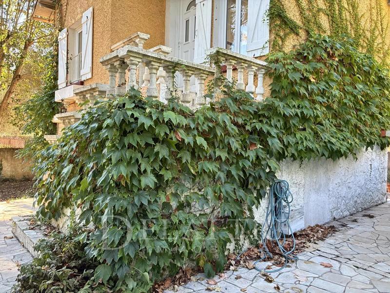 Villa - 90 m² - 4 pièces