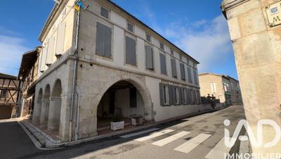 Immeuble - 372 m² - 8 pièces