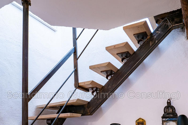 Maison - 161 m² - 7 pièces