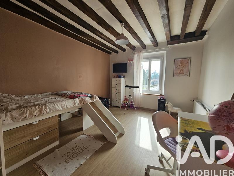 Maison - 202 m² - 7 pièces