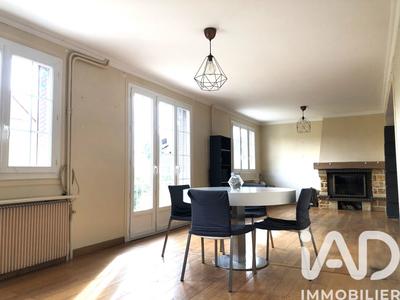 Maison - 160 m² - 7 pièces