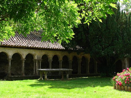 Abbaye de Villelongue