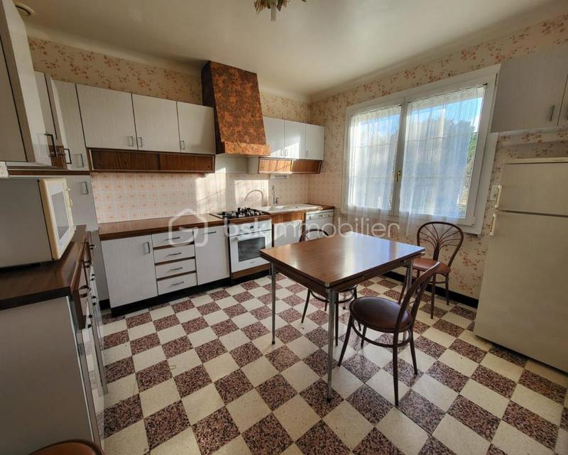 Maison - 111 m² - 4 pièces