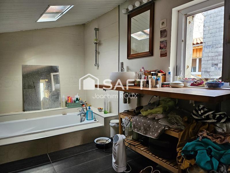 Appartement - 60 m² - 6 pièces